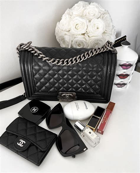 chanel boy bag medium review|chanel boy bag old medium.